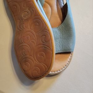 BORN  Sandals size 9M Teal